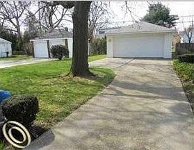2nd image of 2001 Lennon St