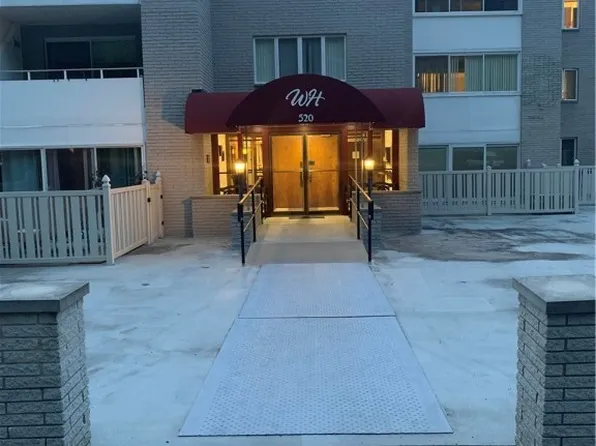 520 Meredith Ln APT 418, Cuyahoga Falls, OH 44223