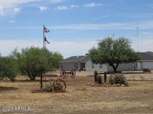 33050 S Kamins Cove Rd, Black Canyon City, AZ 85324