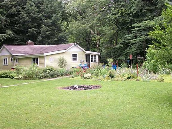 2nd image of 114-115 Redbud Ln
