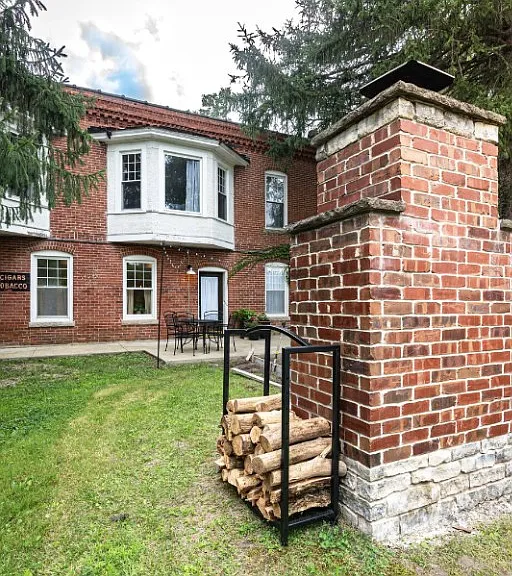 4577 N Wozniak Rd #1 — Photo 21