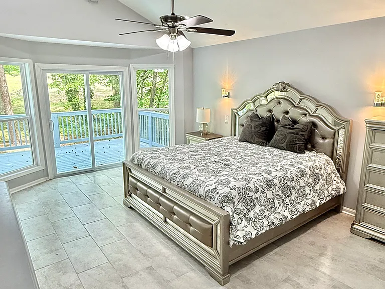 1039 Monticello Dr — Photo 25