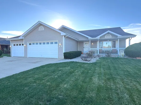 1949 Claire Dr, Bourbonnais, IL 60914
