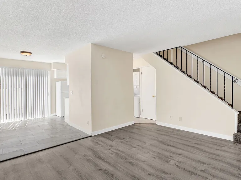 1418 Harris Ave — Photo 14