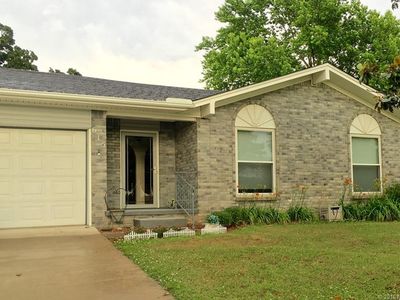 615 Hickory Dr, Cleveland, OK, 74020