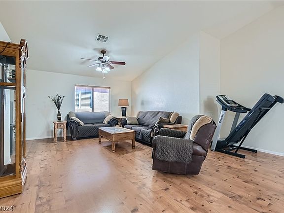 5th image of 5013 Paradise Harbor Pl