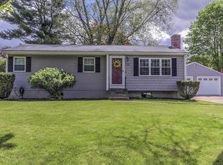 15 Hemlock Dr, Medway, MA 02053
