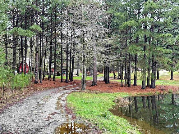 2nd image of 1000 Quapaw Rd