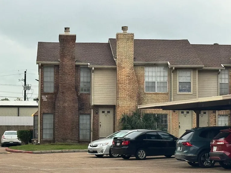 3600 Jeanetta St — Photo 1