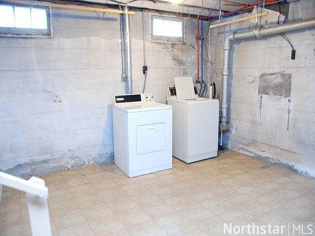 2nd image of 207 Lake Avenue N