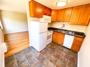 Mercer Vista Apartments, Seattle, WA 98102