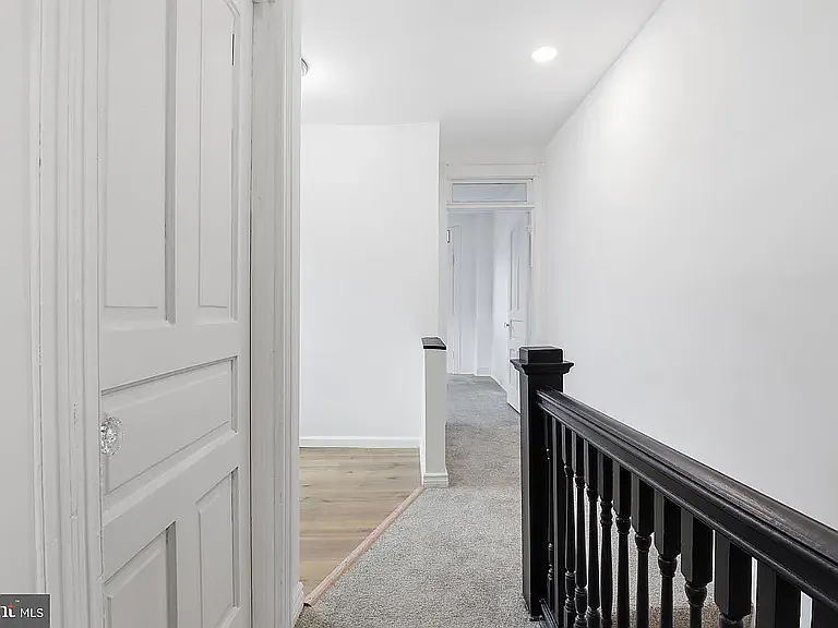 836 N Plum St — Photo 7