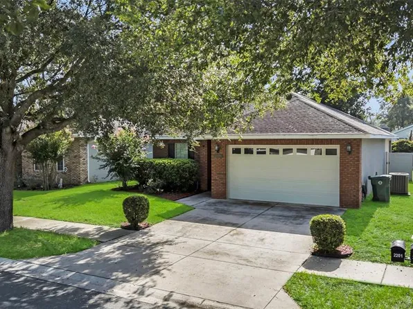 2201 NE 38th Ter, Ocala, FL 34470
