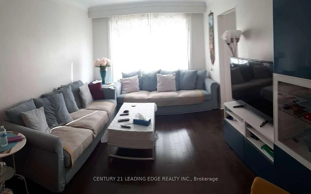 3 bed, $2,899 — Photo 2