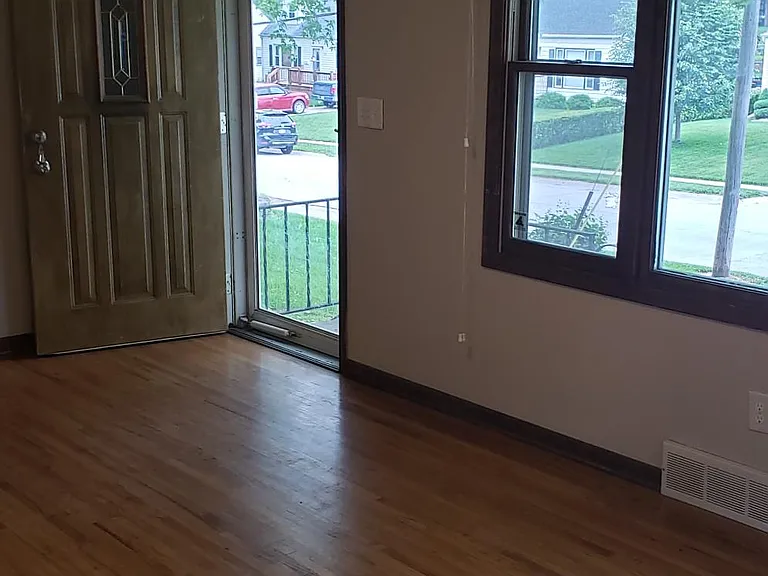 3259 Westgate Rd — Photo 3