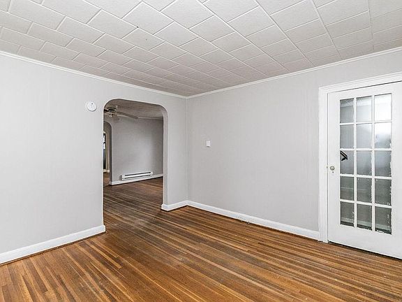 5th image of 734 Lemoyne Ave #734