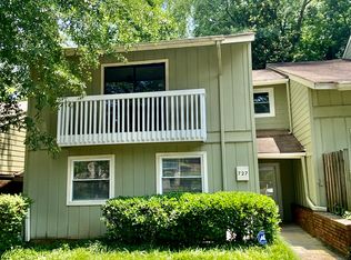 727 Somerset Ct SE, Marietta, GA 30067