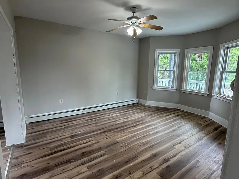 513 Madison Ave — Photo 3