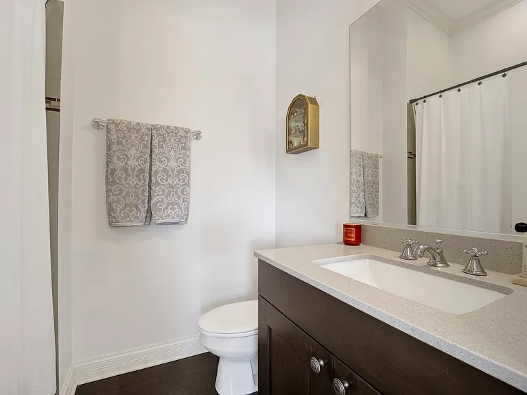 1520 W Diversey Pkwy #3 — Photo 22