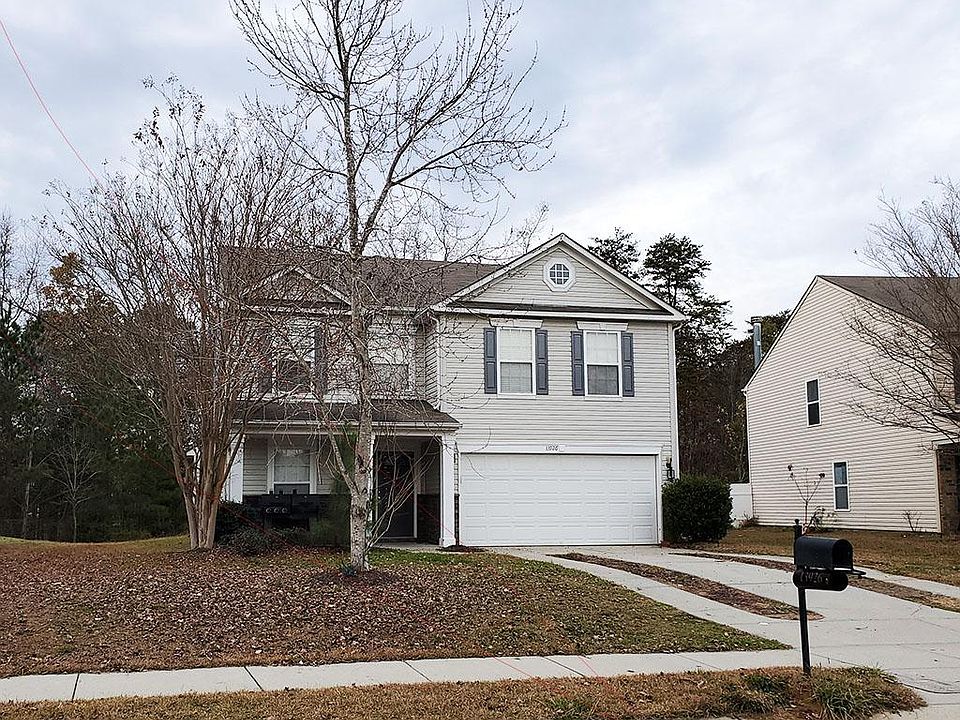 1st image of 13926 Lawrence Farm Ln