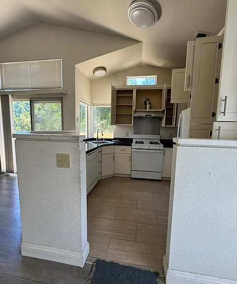 5159 Fairbanks Cmn — Photo 10