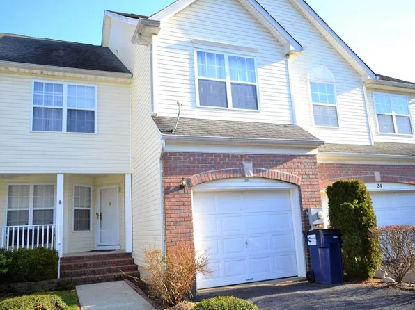 26 Dickerson Ln, Old Bridge, NJ 08857