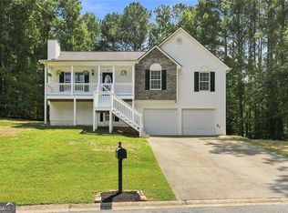 129 Greatwood Dr, White, GA 30184