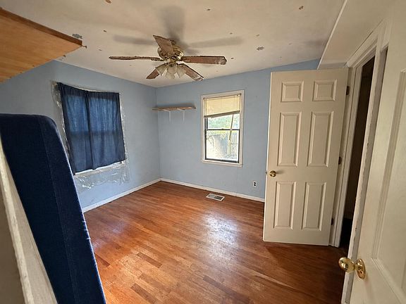 4th image of 23 Burgoyne Street