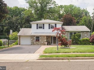 3544 Chimney Swift Dr, Huntingdon Valley, PA 19006