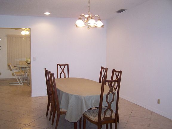 5th image of 5376 Viburnum Cir