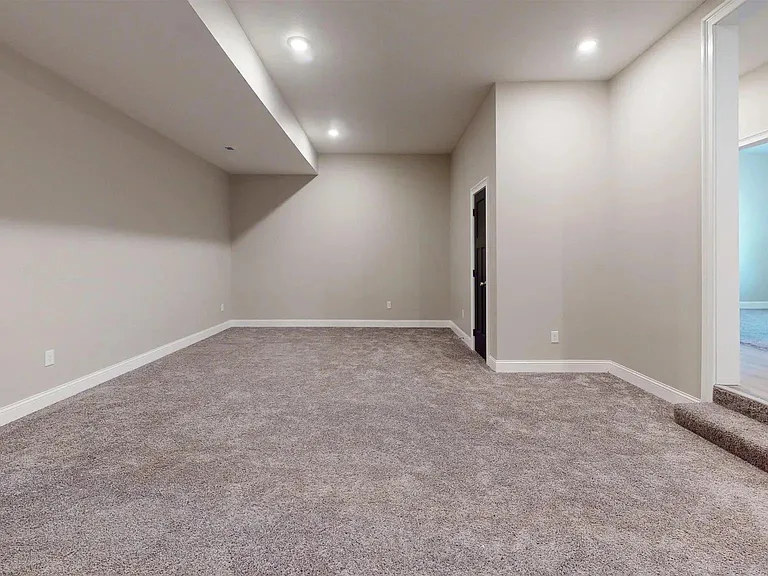 3755 SW Summerfield Dr — Photo 30