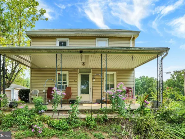 158 Browns Ln, Birdsboro, PA 19508