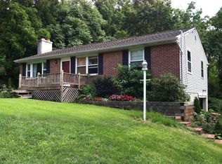 155 Hanover Dr, Pottstown, PA 19464