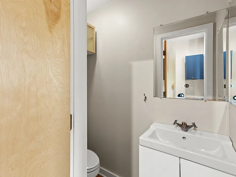2314 S 5th St — Photo 21