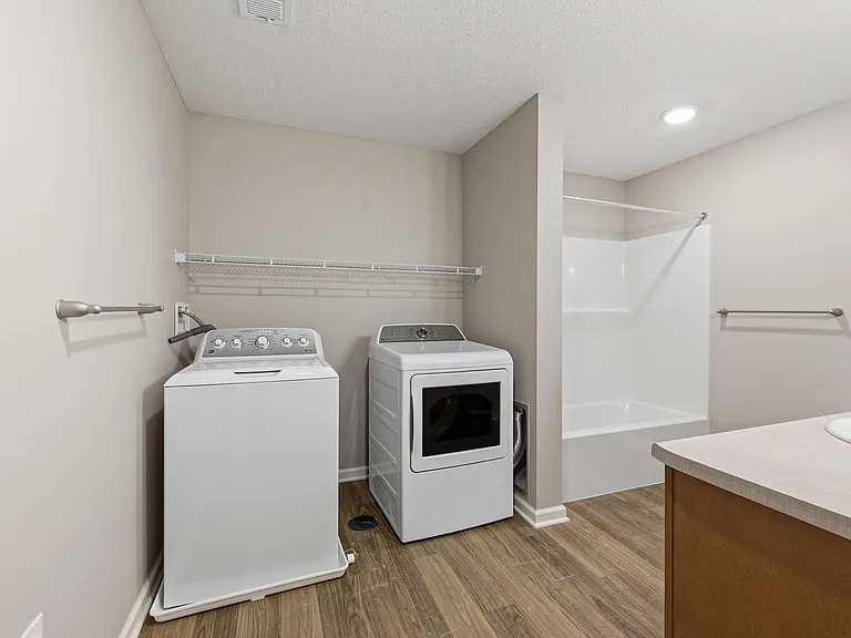 Granville Woods Lofts II — Photo 29