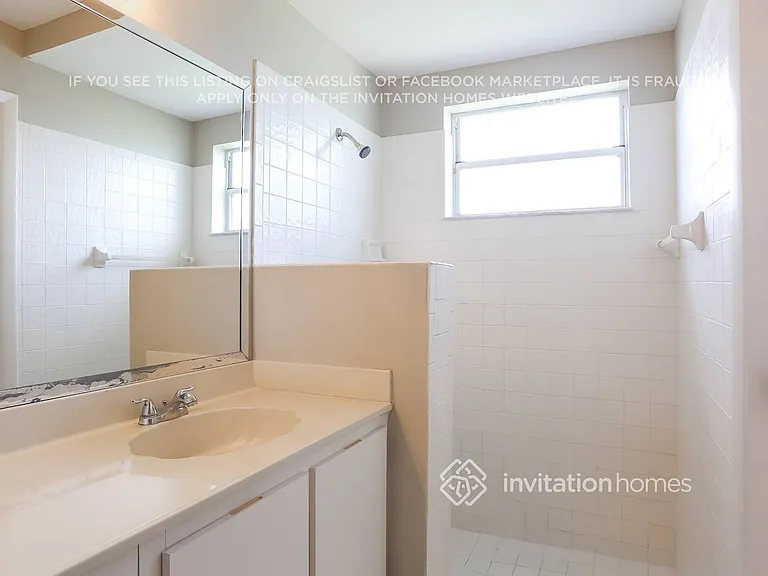 9913 NW 9th Ct — Photo 17