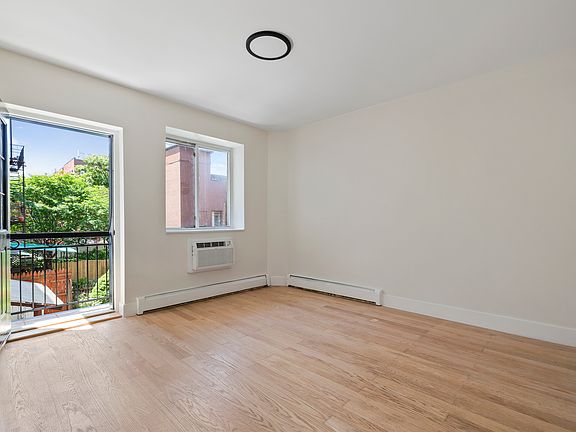 3rd image of 643 Morgan Ave #2A