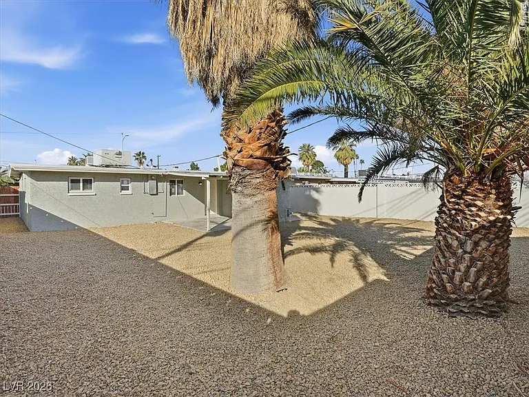 608 Stanford St — Photo 20