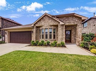 3106 Blacksmith Ln, Heartland, TX 75126