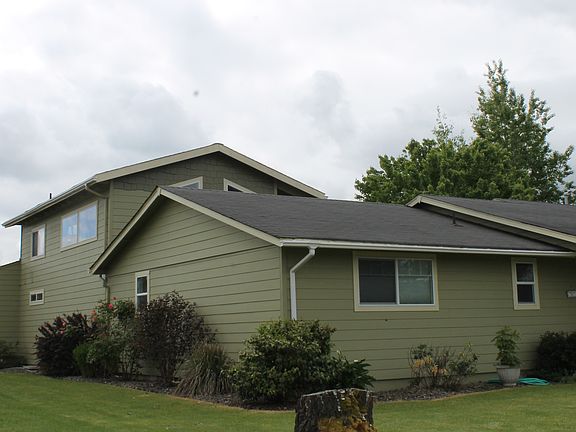 Side view of 2-story additio