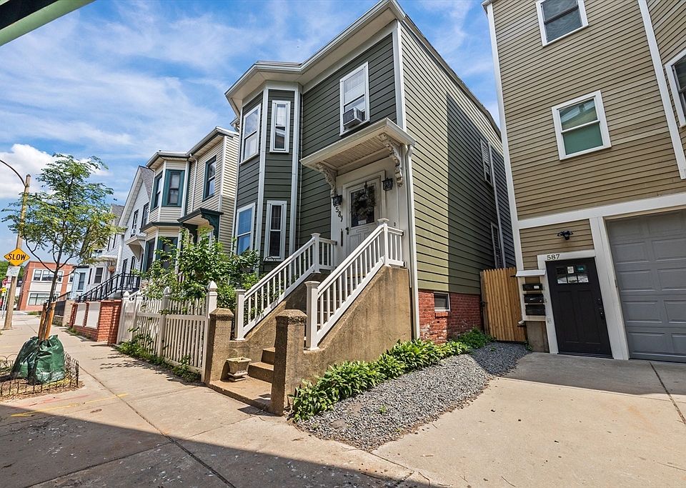 1st image of 589 Saratoga St