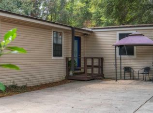 5367 Oakfield Dr, Milton, FL 32583