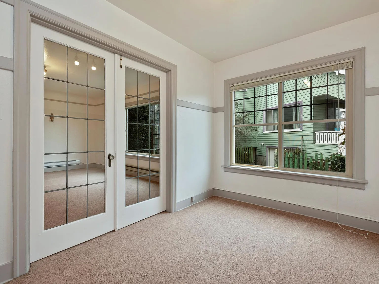 Victor Apartments — Photo 4