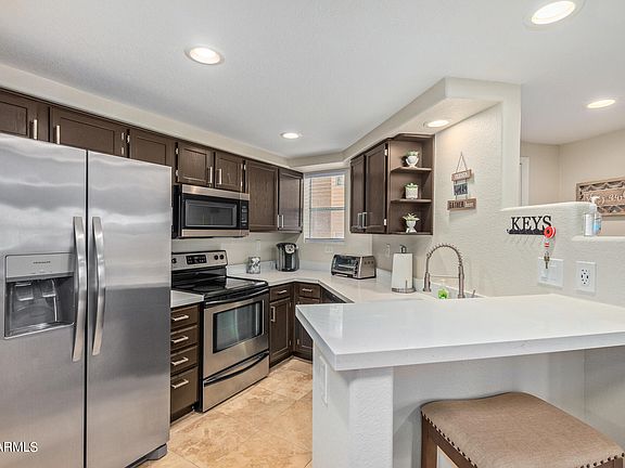4th image of 10410 N CAVE CREEK Road #1081