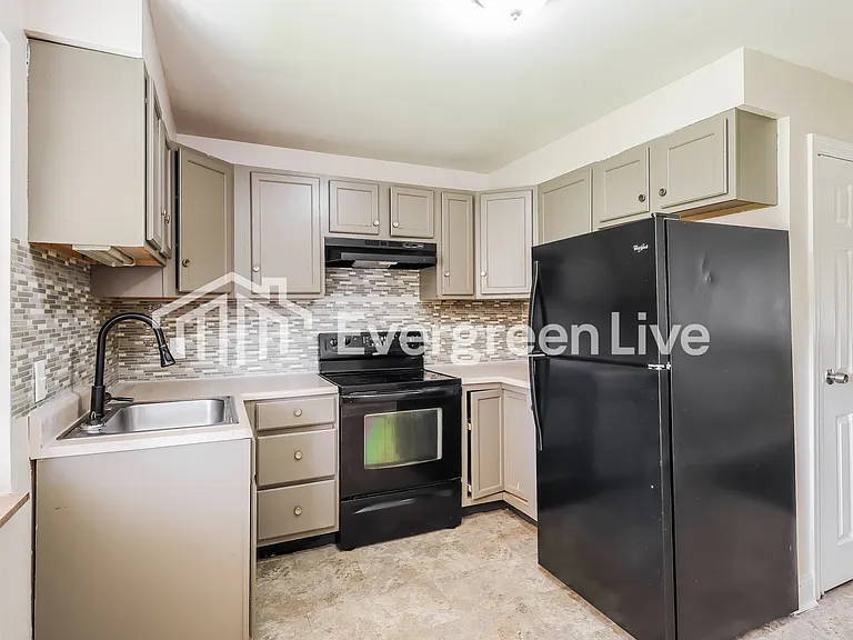3363 Blue Rock Rd — Photo 7