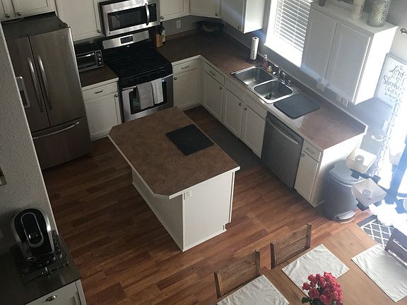 3rd image of 3705 Kingsbury Pl