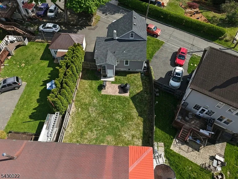 3 Plane St — Photo 23
