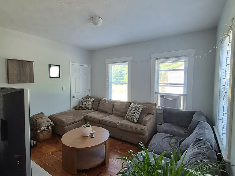 27 Walling Rd #A — Photo 10