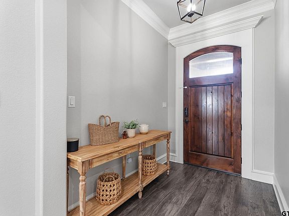 3rd image of 2513 Barton Creek Cir
