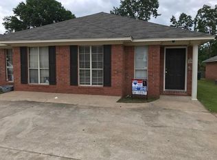 312 Mildred St #B, Conway, AR 72034